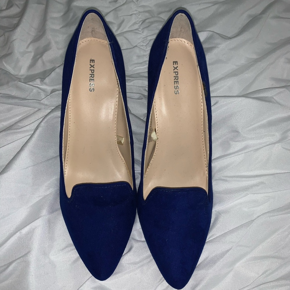 Express shoes size 7
